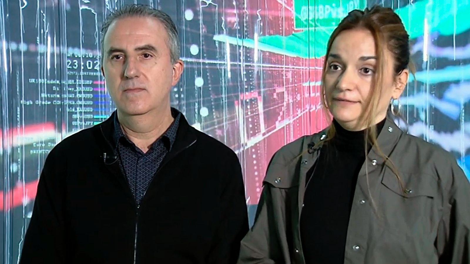 Ana Marcos y Arturo Villanueva durante una entrevista en el programa 'Metropolis' de TVE.